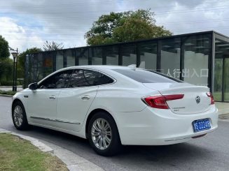 2017 Buick LaCrosse - Image 6