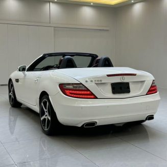 2014 Mercedes-Benz SLK200 - Image 2