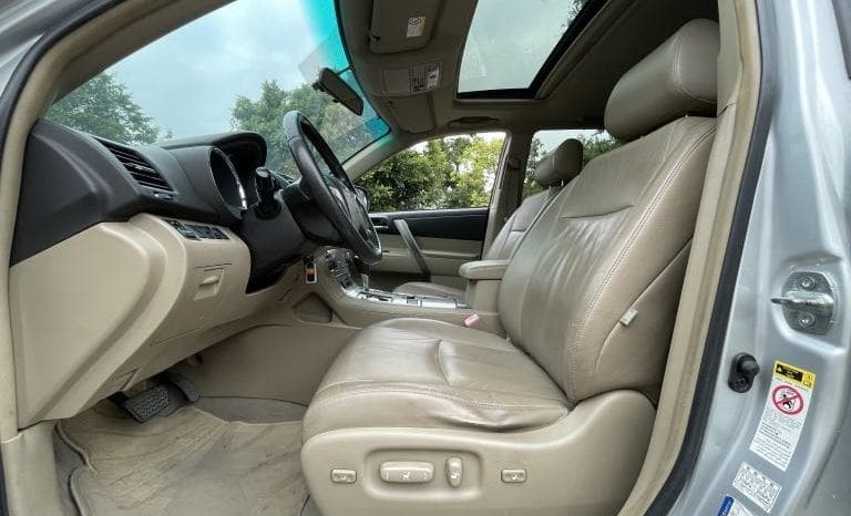 2010 Toyota Highlander full