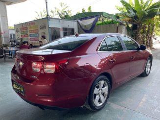 2012 Chevrolet Malibu - Image 4