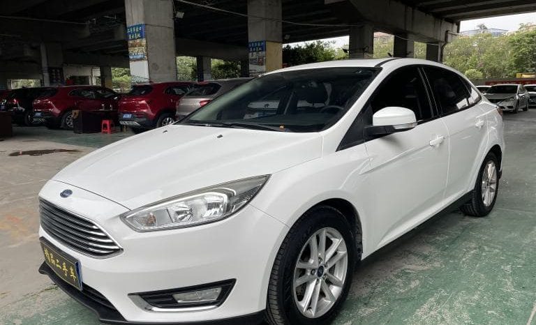 2016 Ford Focus full